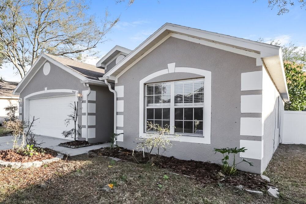 9421 Cypress Harbor Dr - Photo 3 of 16