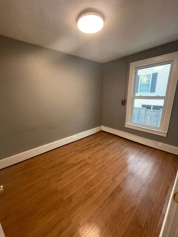 39 Hill St #103 - Photo 6 of 8