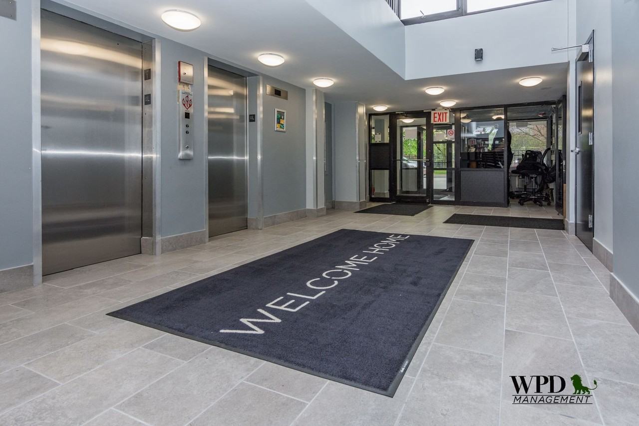 6531 S. Lowe Ave - Photo 6 of 23