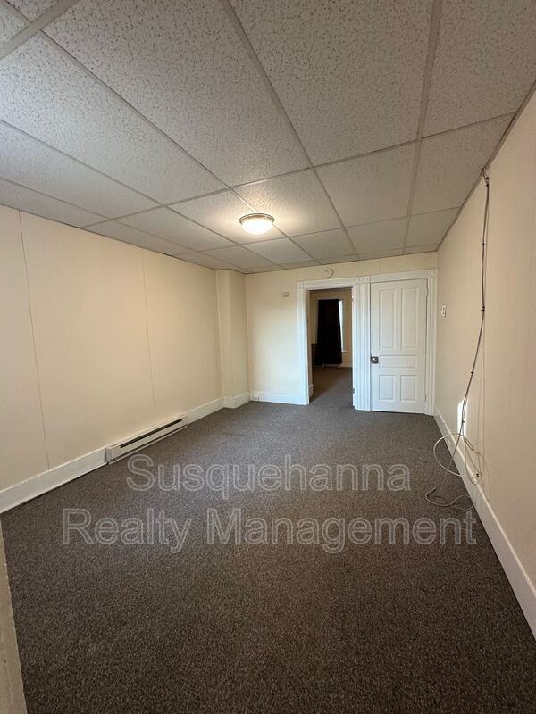 342 N Mulberry St #2 - Photo 4 of 10