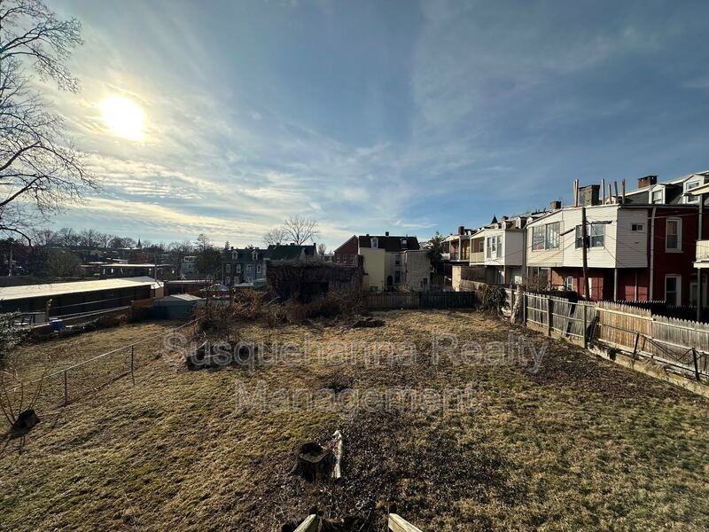 342 N Mulberry St #2 - Photo 6 of 10