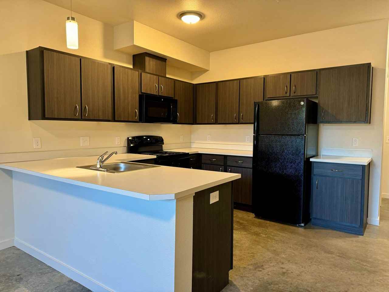 The Alexis Apartments - Photo 3 of 10