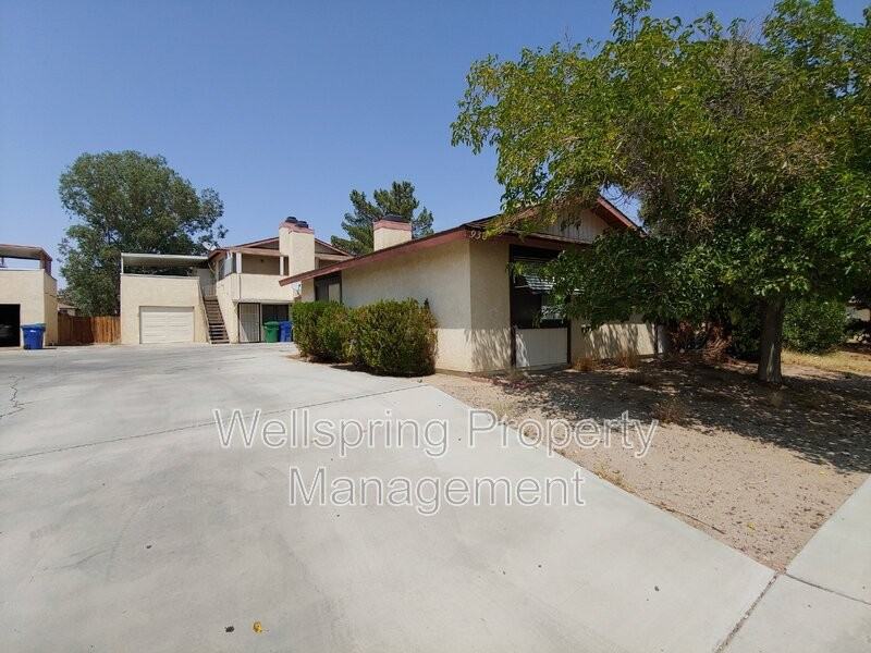 936 W Graaf Ave #B - Photo 2 of 16