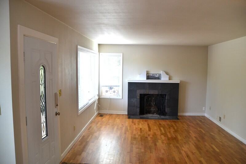 4812 S Oregon St - Photo 3 of 18