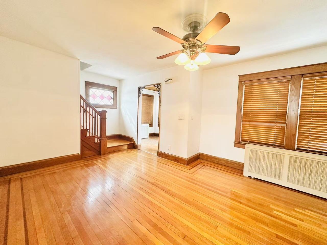 492 Lynn Street - Photo 2 of 15