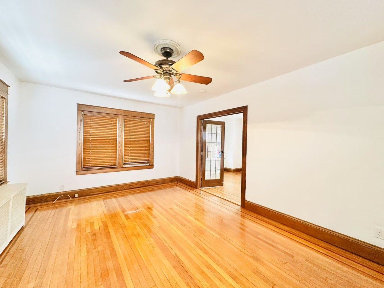 492 Lynn Street - Photo 3 of 15