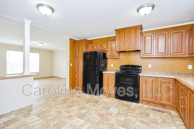 210 Frontier Dr - Photo 6 of 17