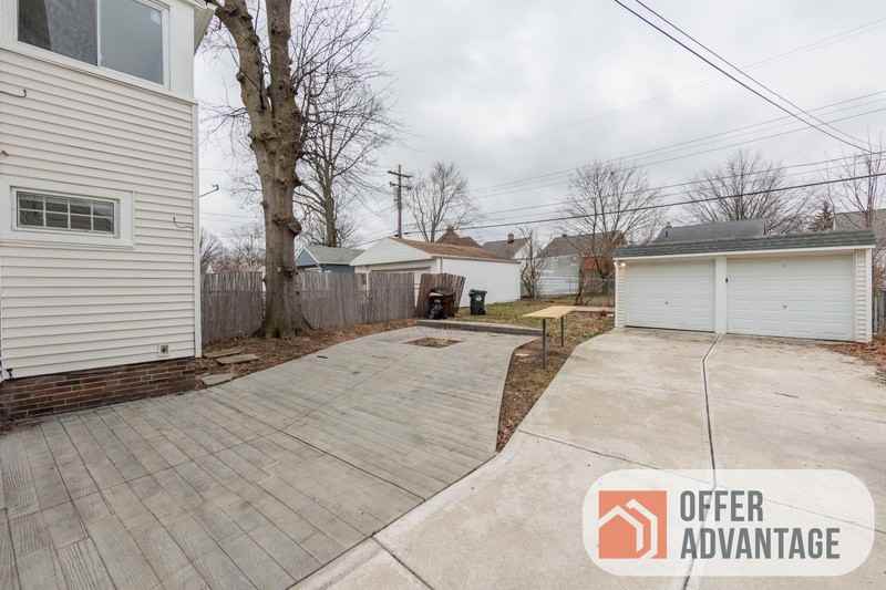 5603 Charles Ave - Photo 2 of 10
