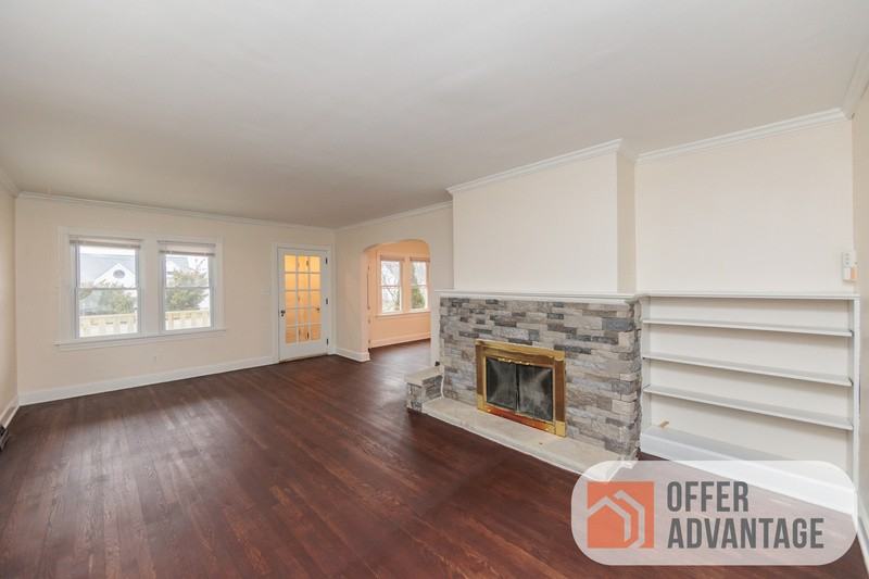 5603 Charles Ave - Photo 3 of 10