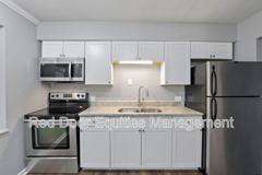 129 W Walnut St #C - Photo 1 of 1