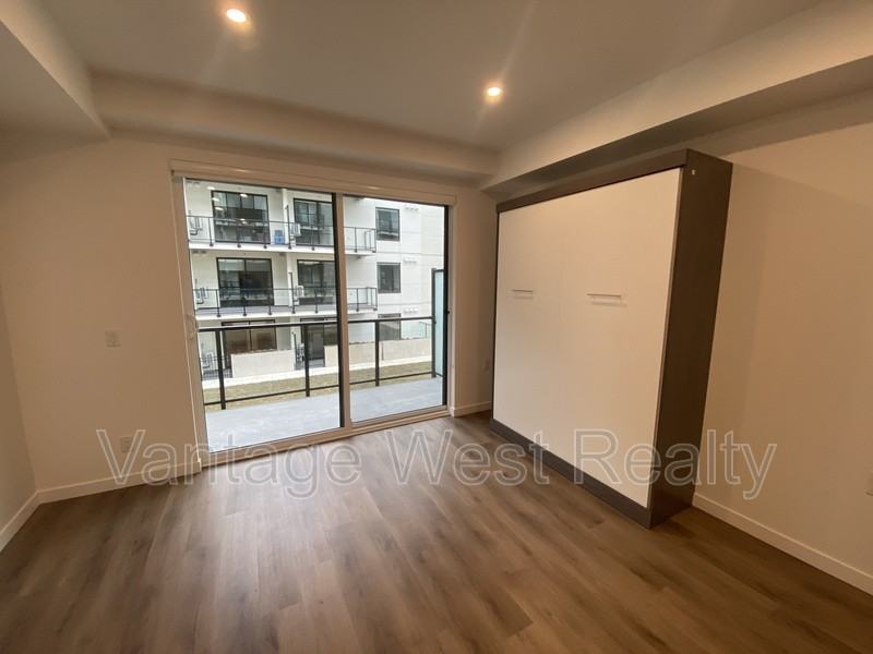1200 Devonshire Ave - Photo 6 of 8