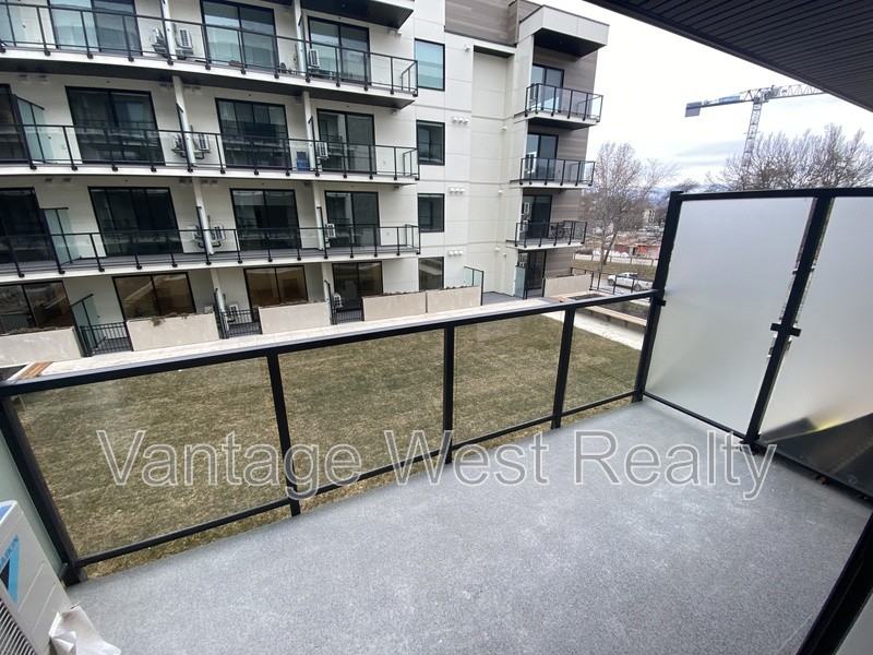 1200 Devonshire Ave - Photo 7 of 8