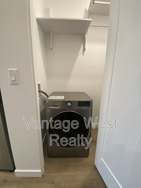 1201 Devonshire Ave - Photo 5 of 7