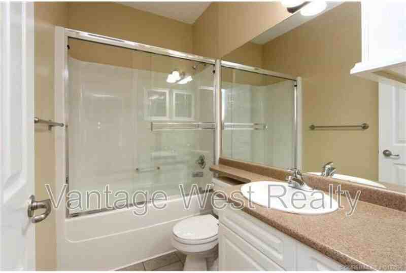 403 Bernard Ave - Photo 4 of 15