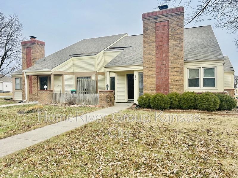 503 Sw Hoke Ln - Photo 2 of 32