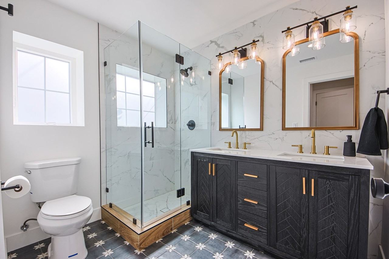 723 E Verdugo Ave - Photo 5 of 43