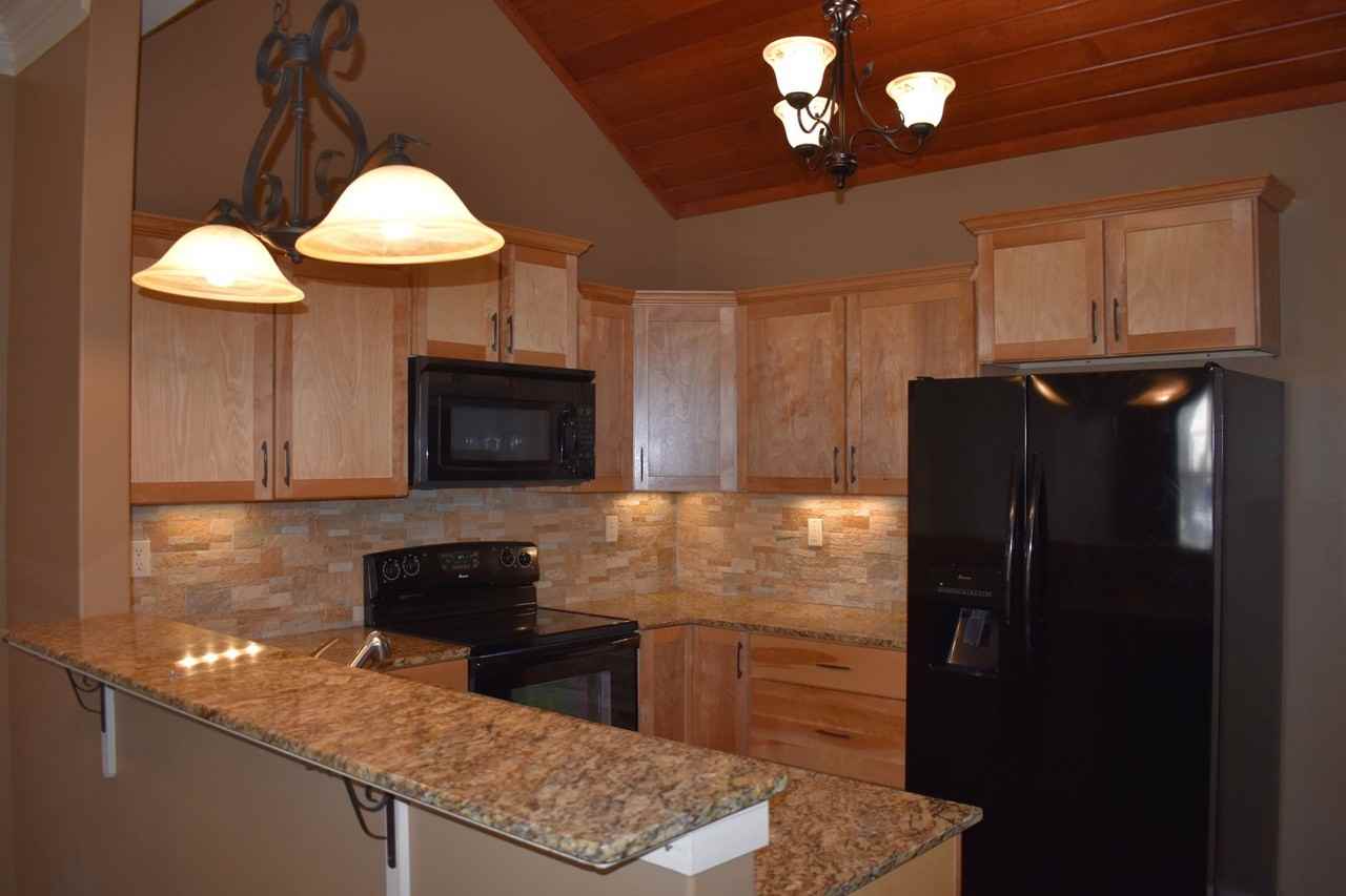 106 Padre Dr - Photo 7 of 15