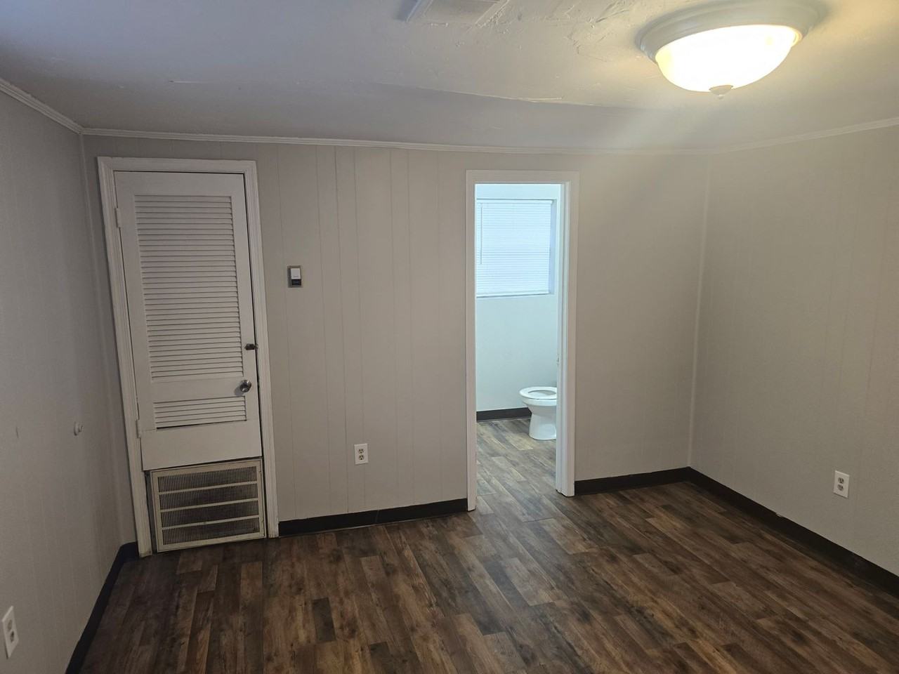 69 Lexington Dr - Photo 4 of 9