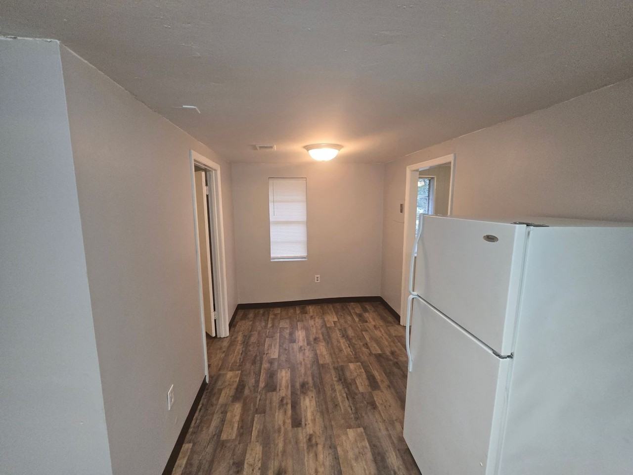 69 Lexington Dr - Photo 7 of 9