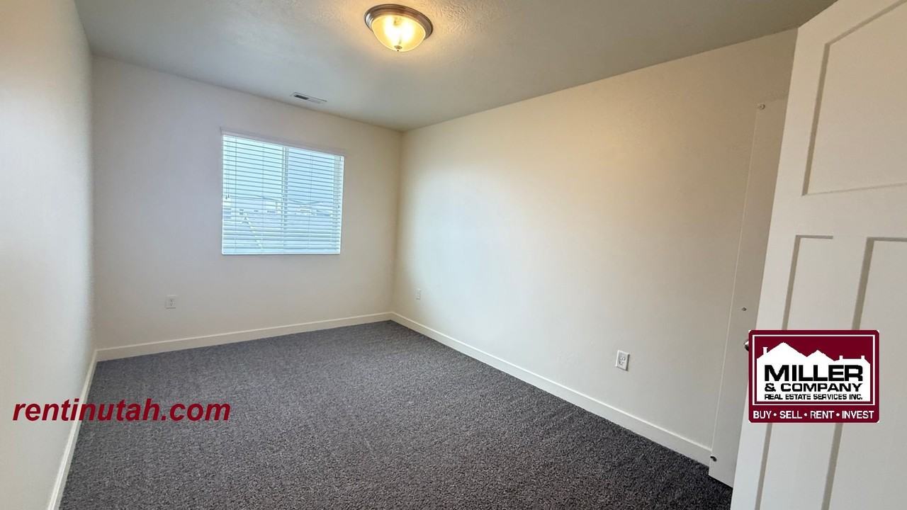 14929 S Tumble Rock Way - Photo 6 of 9