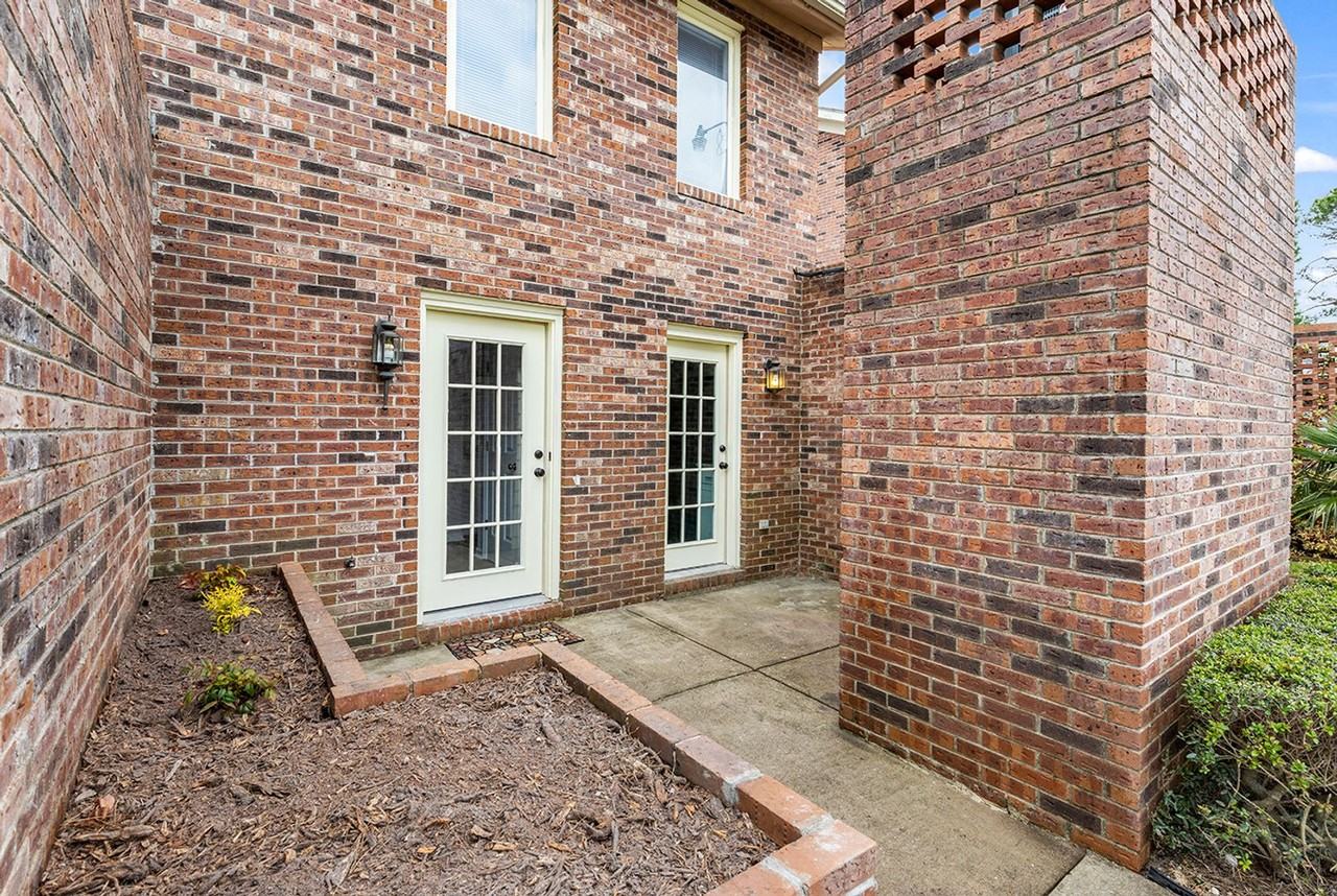 406 Garden Dr - Photo 6 of 49