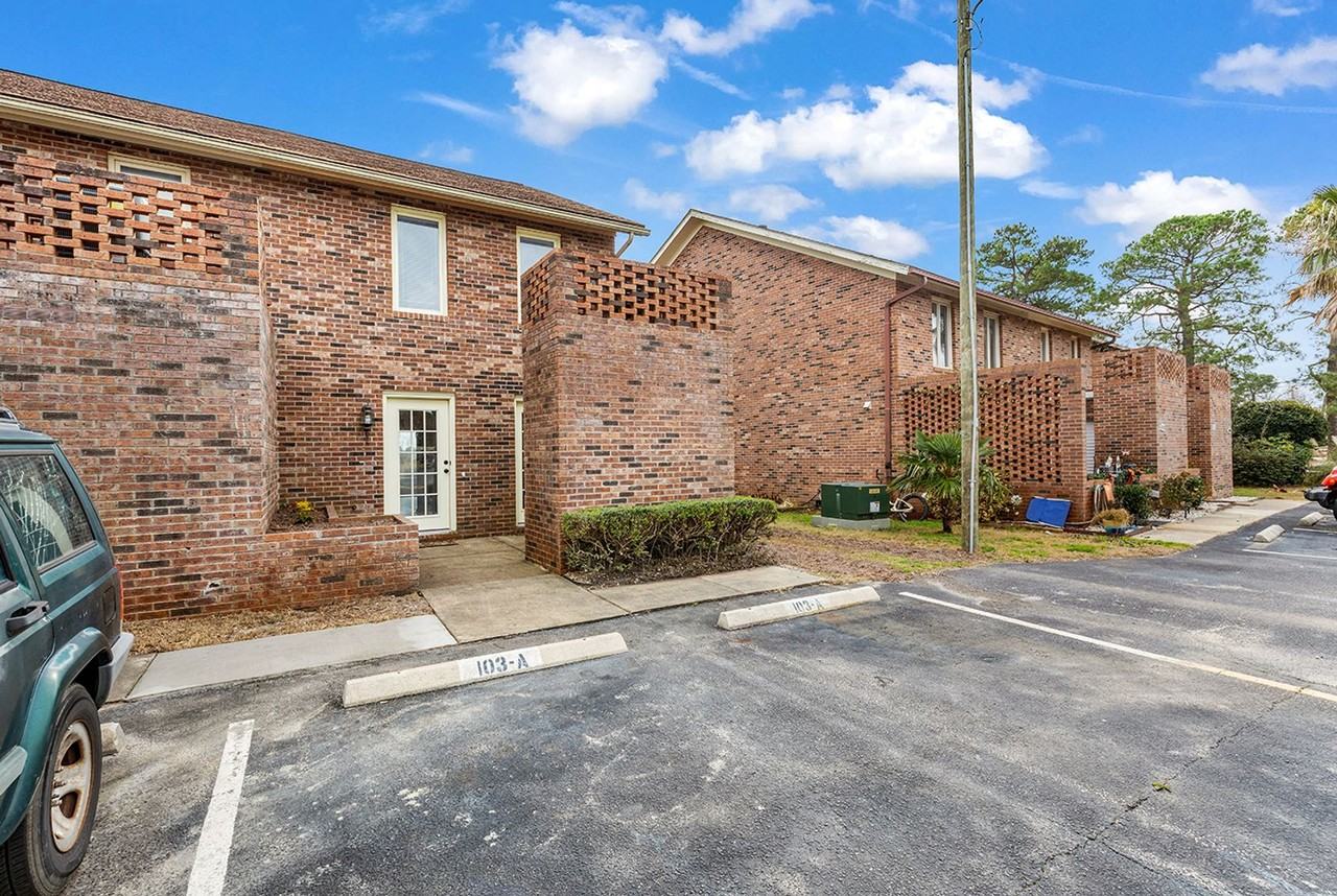 406 Garden Dr - Photo 7 of 49