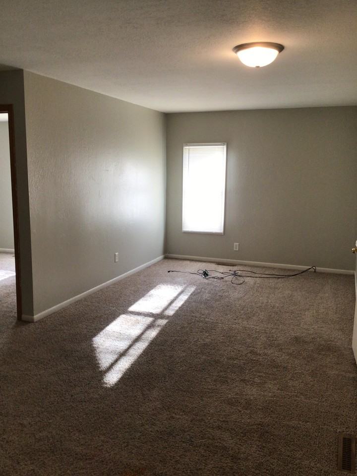 322 Arnold - Photo 3 of 12