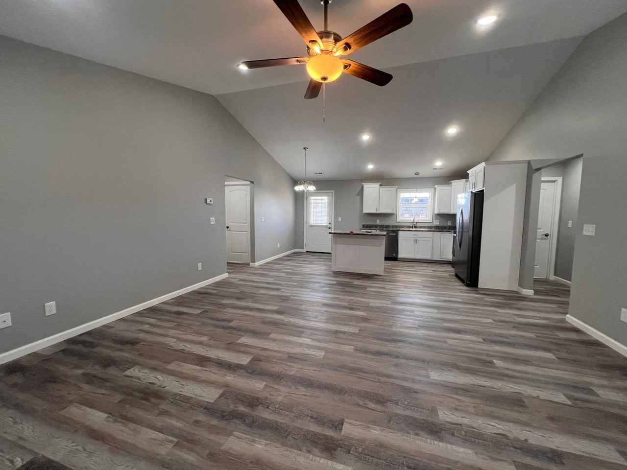 322 Apple Park Way - Photo 3 of 14