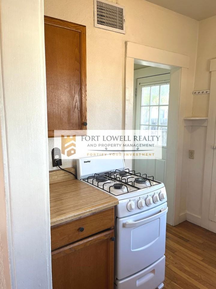 Sycamore1633 - Photo 5 of 20