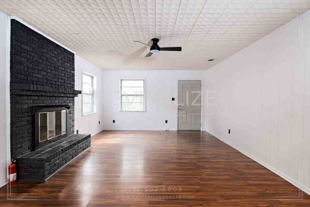 2121 Barron Pl - Photo 6 of 36
