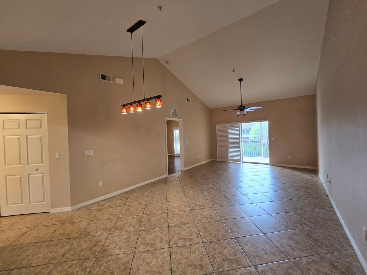 1096 Winding Pines Cir #205 - Photo 6 of 33