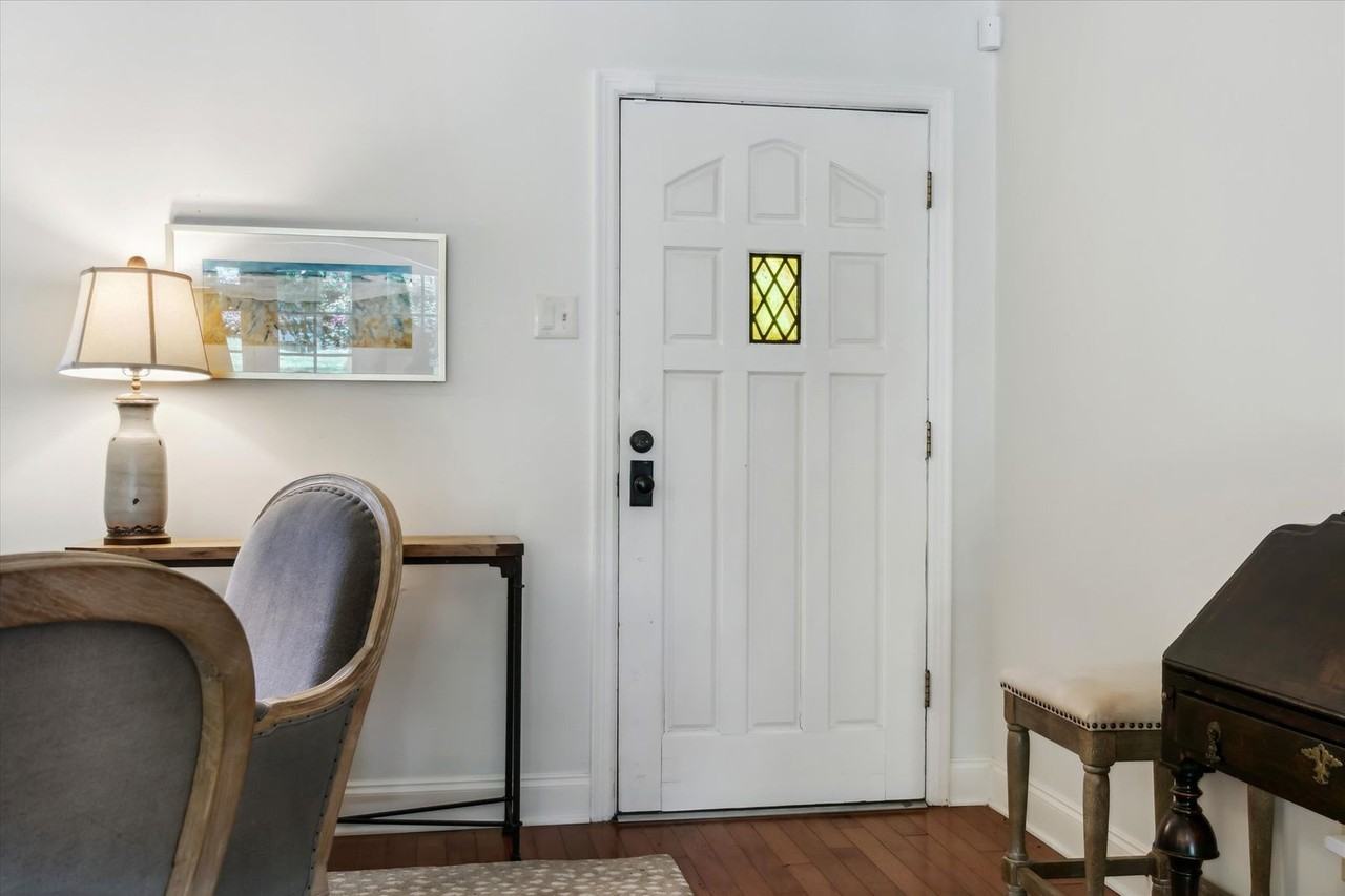 4541 Sequoia Ave - Photo 7 of 39