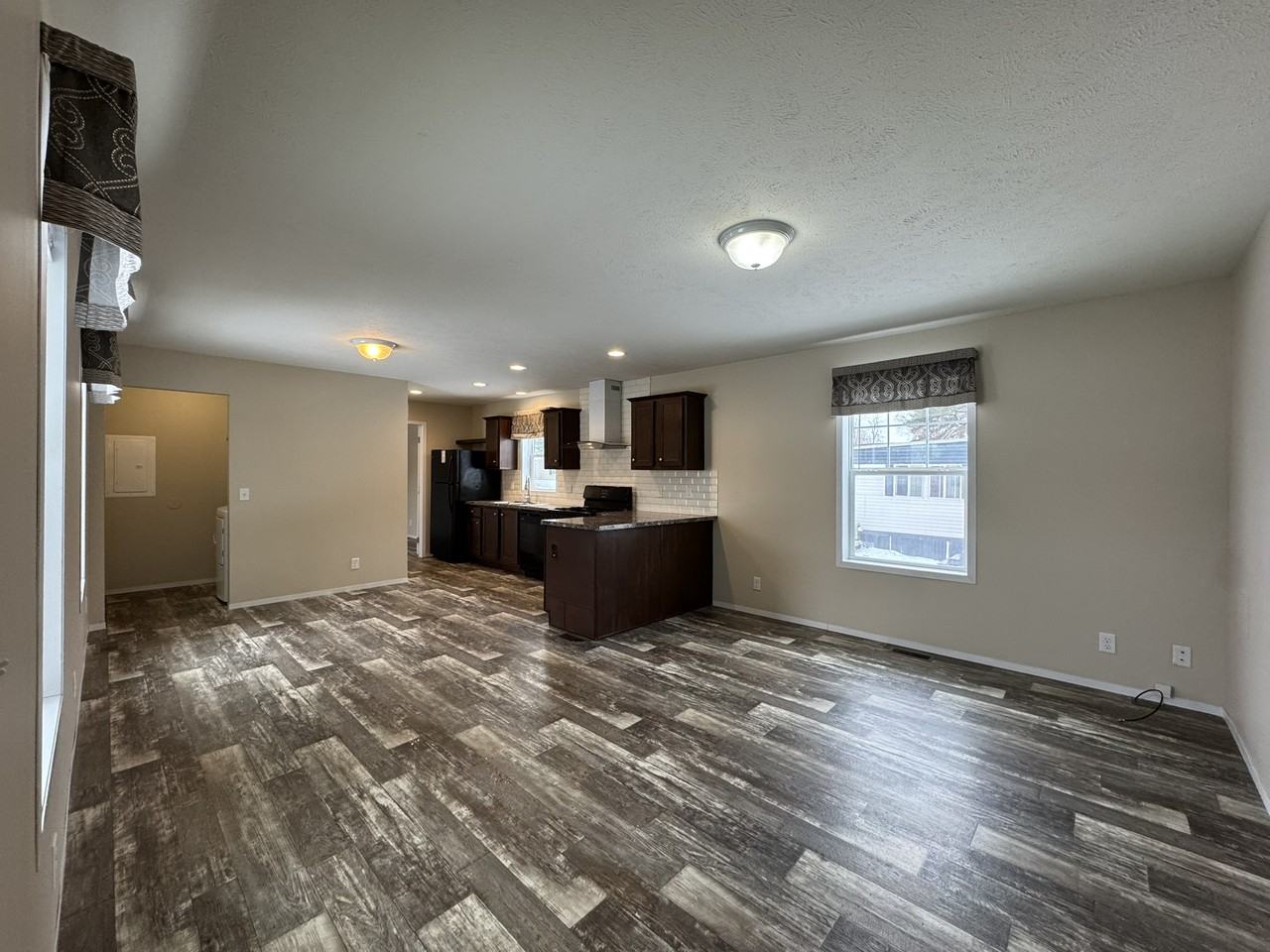 8 Parakeet Hill Dr #147 - Photo 2 of 24