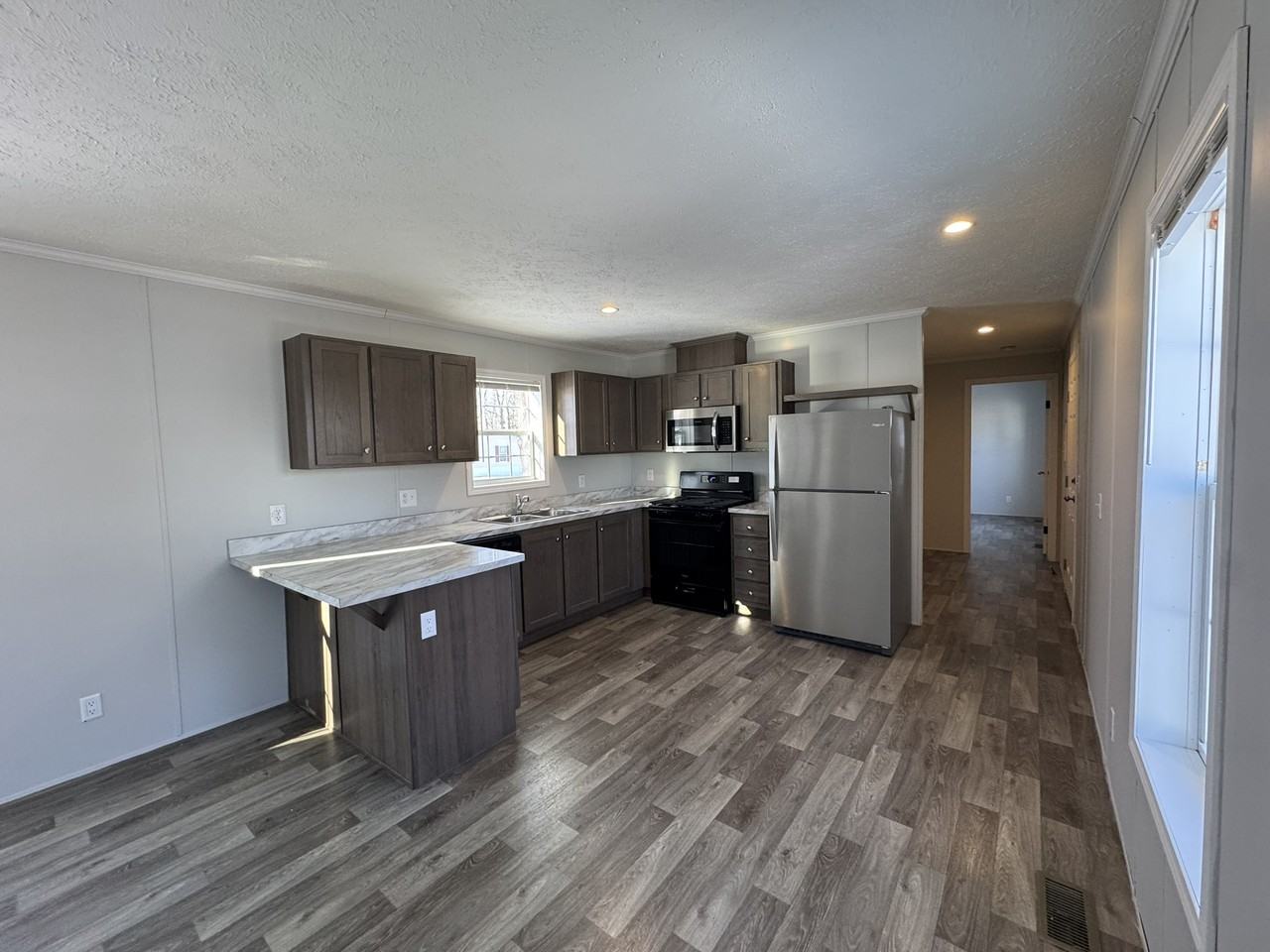 39 Canary Hill Dr #290 - Photo 3 of 24
