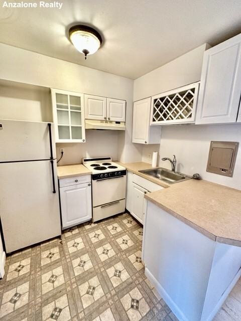 472 Commercial St #3 - Photo 3 of 12