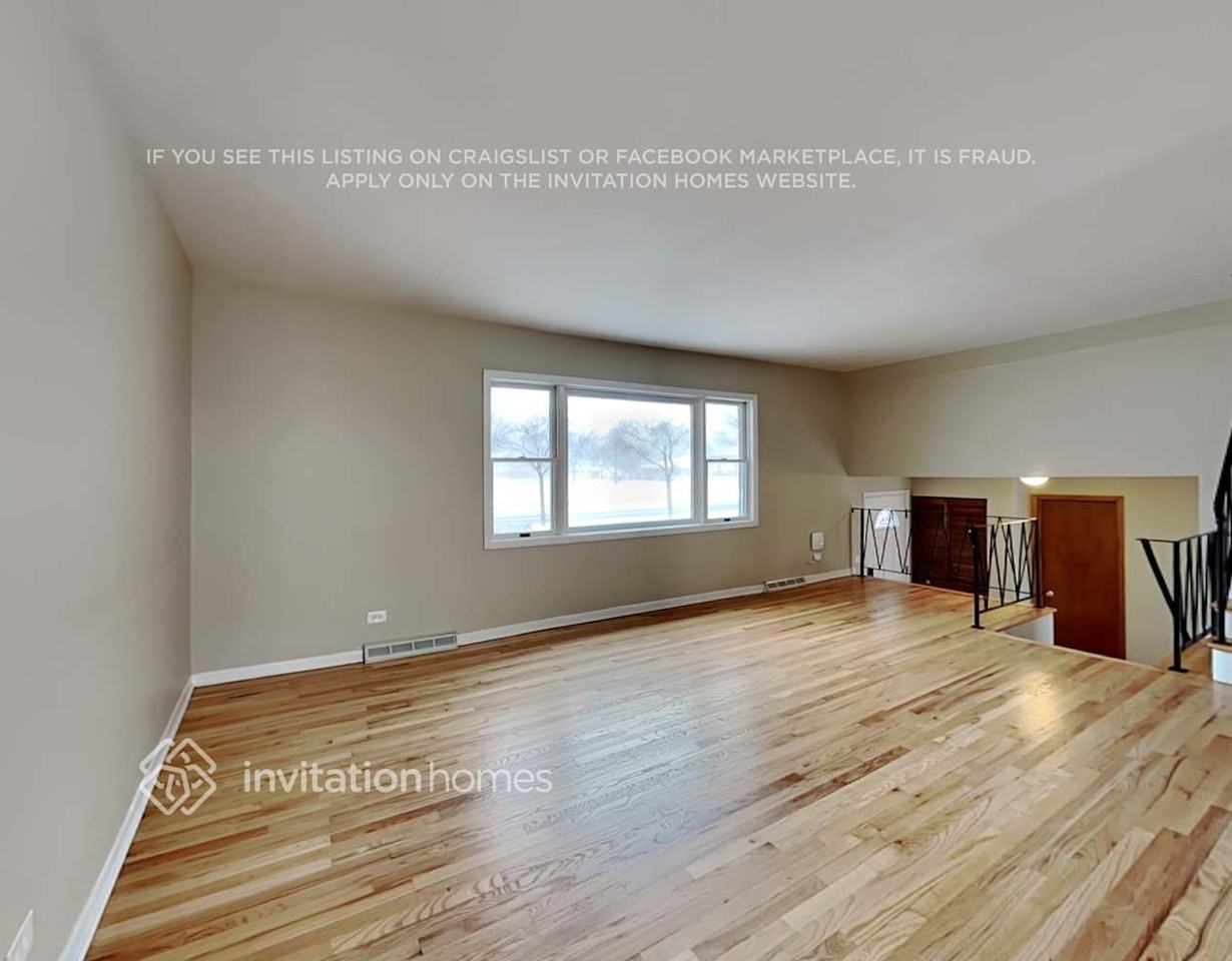 1020 E Palatine Rd - Photo 7 of 30