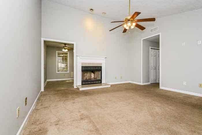222 Stony Brook Cir - Photo 2 of 8
