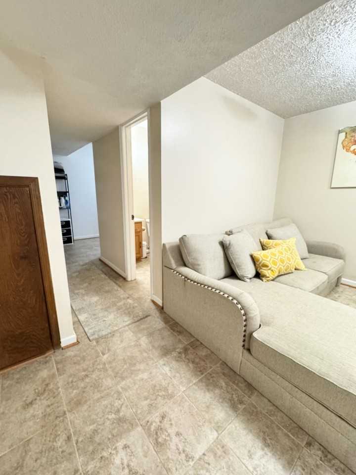 1013 Bayview Overlook #NA - Photo 2 of 20