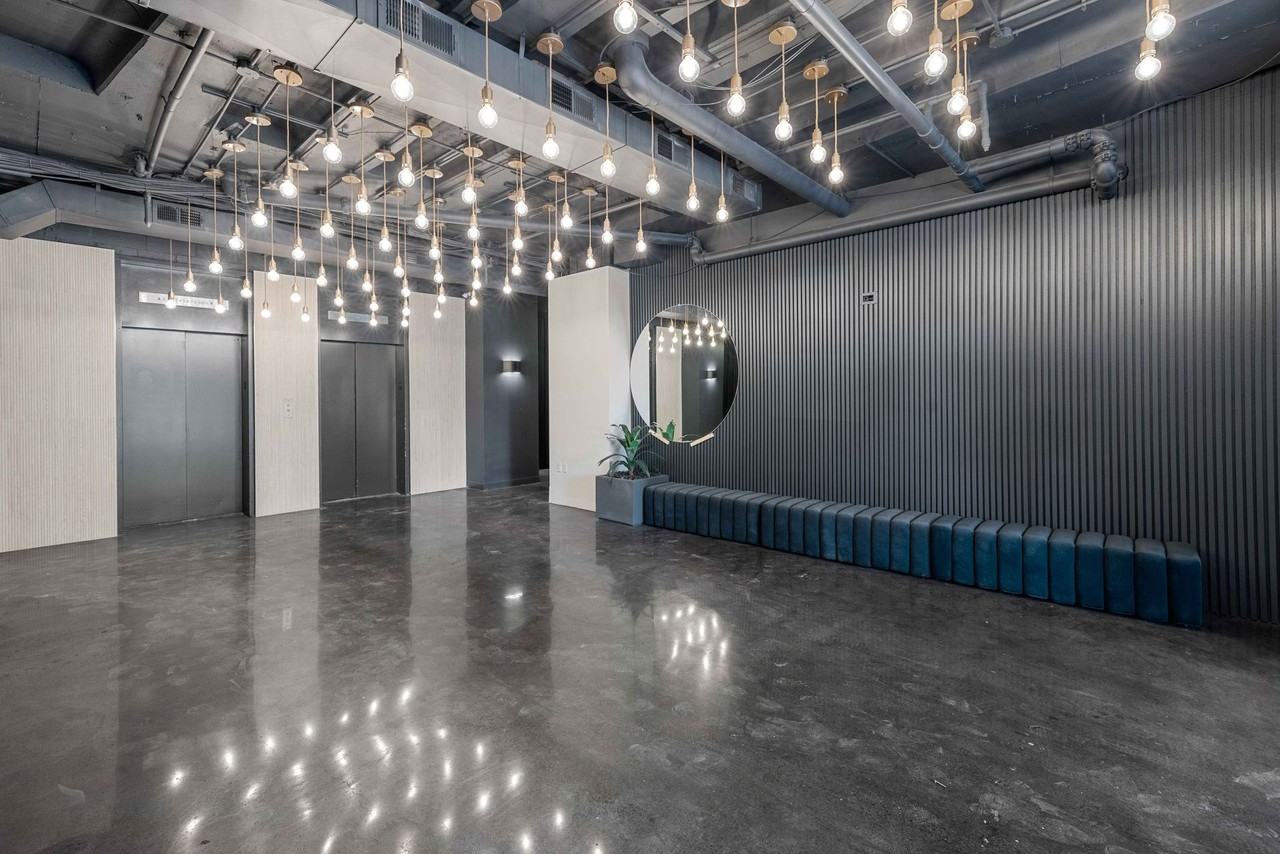 The Lyon - Photo 4 of 50