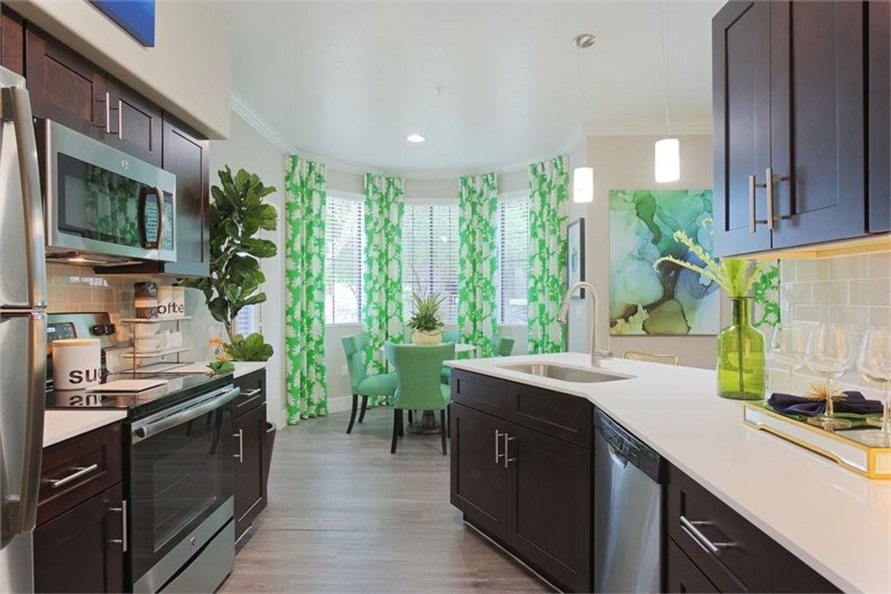 Enclave at Arrowhead - Photo 6 of 50