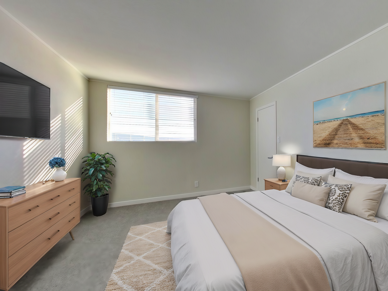 Panomar Luxury Apartments - Photo 4 of 46