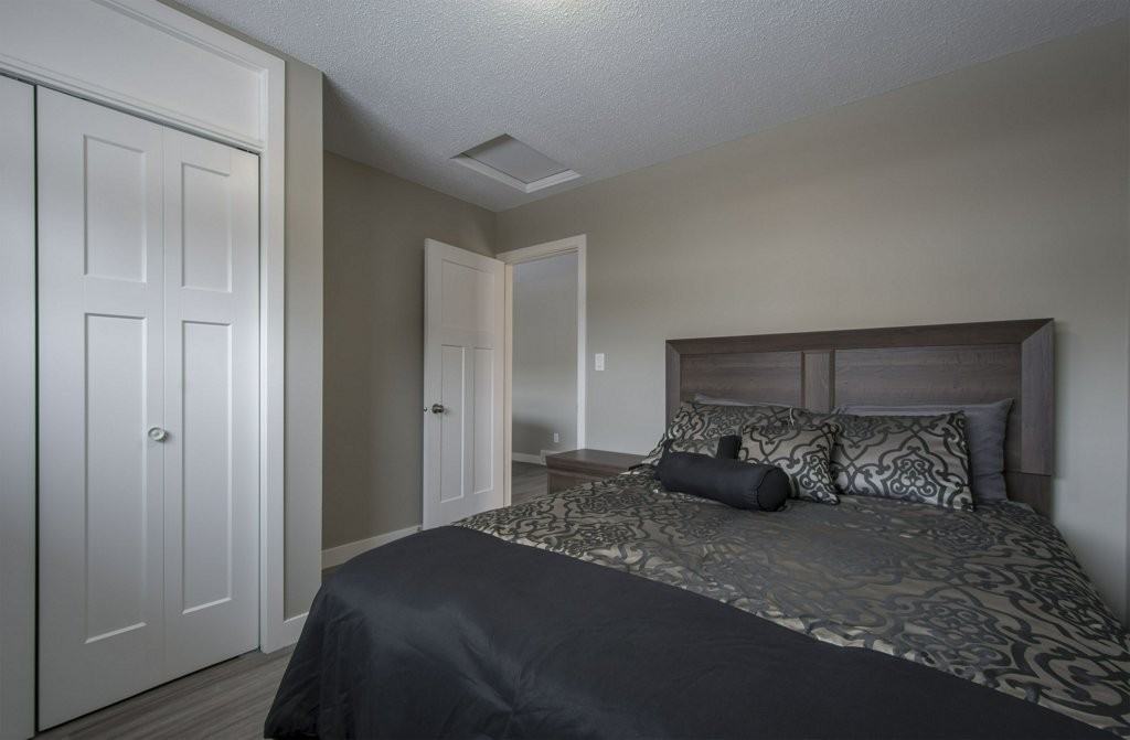 10814A 93 St - Photo 3 of 6