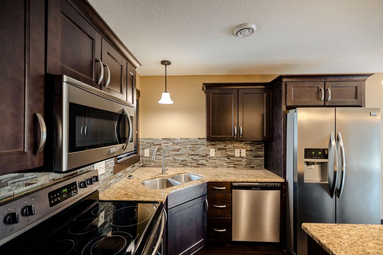 Portage Townhomes - Photo 3 of 19