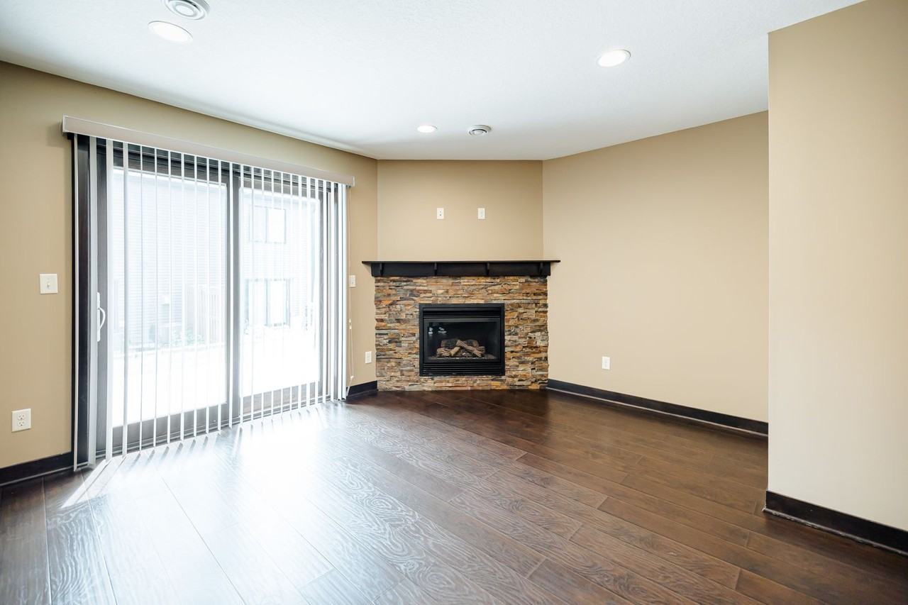 Portage Townhomes - Photo 7 of 19