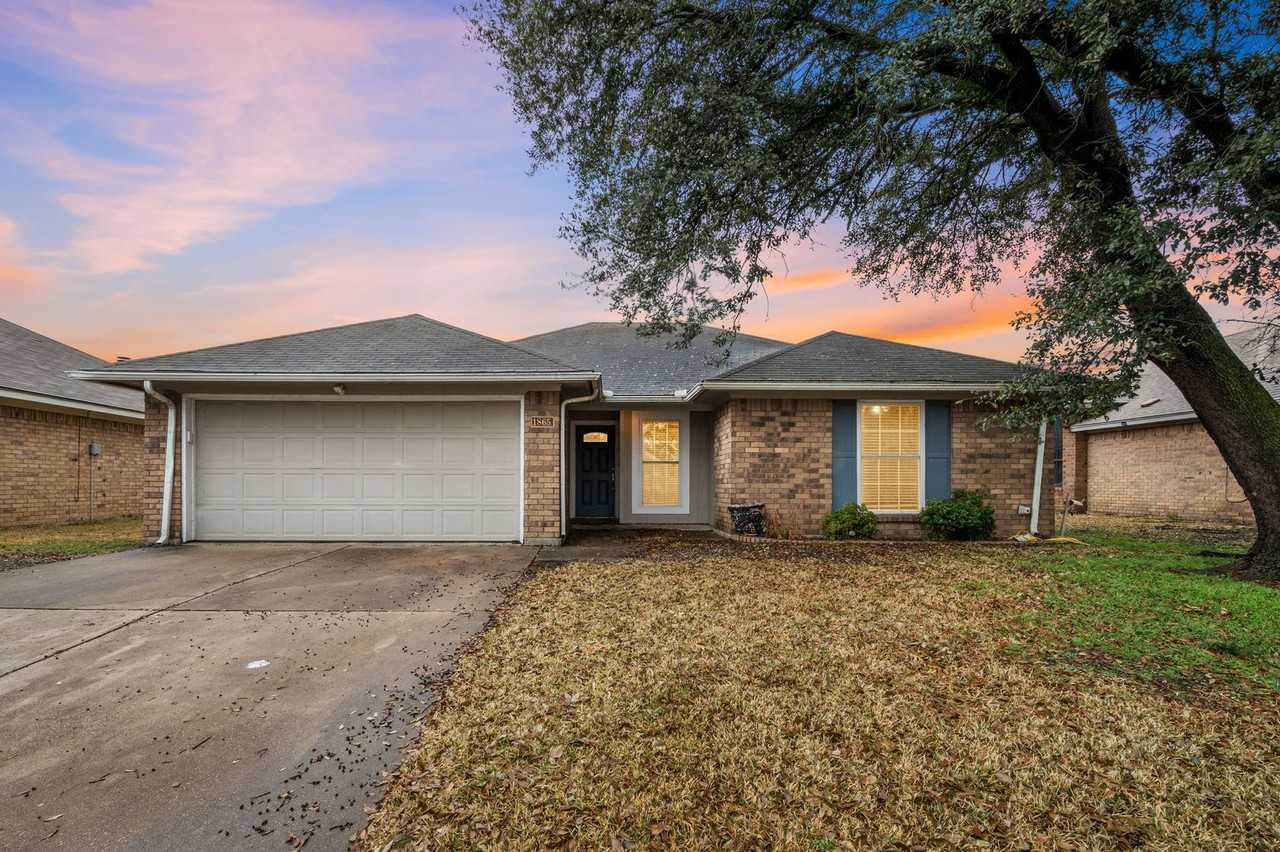 1865 Kings Canyon Cir - Photo 2 of 22
