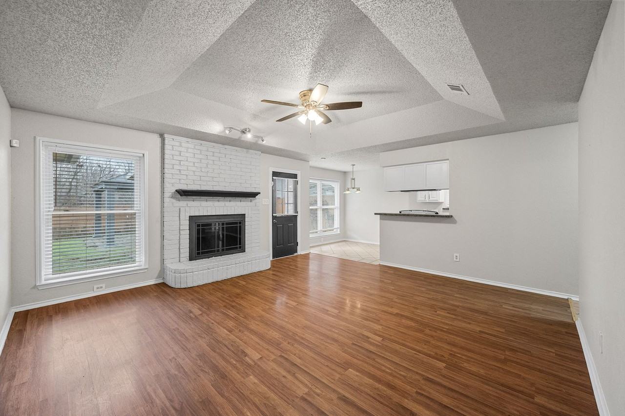 1865 Kings Canyon Cir - Photo 3 of 22