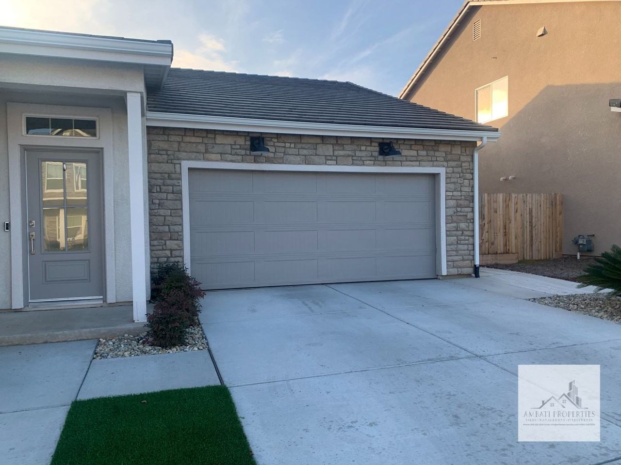 334 Aria Ave S - Photo 4 of 20