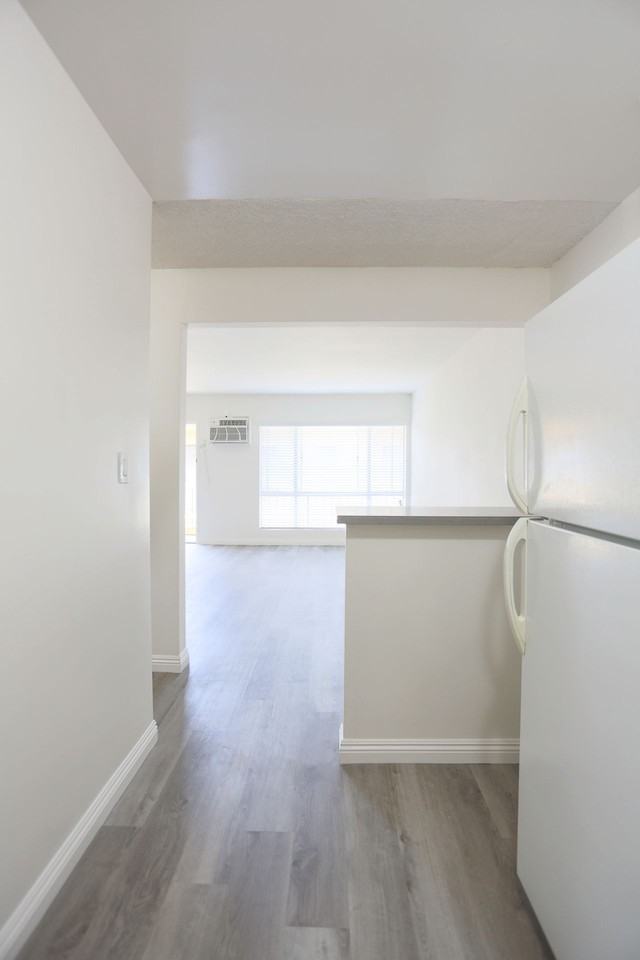 Reseda East - Photo 3 of 15