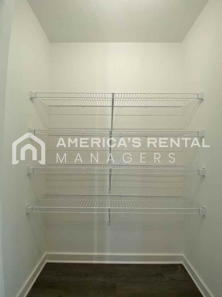 385 Sunlight Cir - Photo 6 of 22