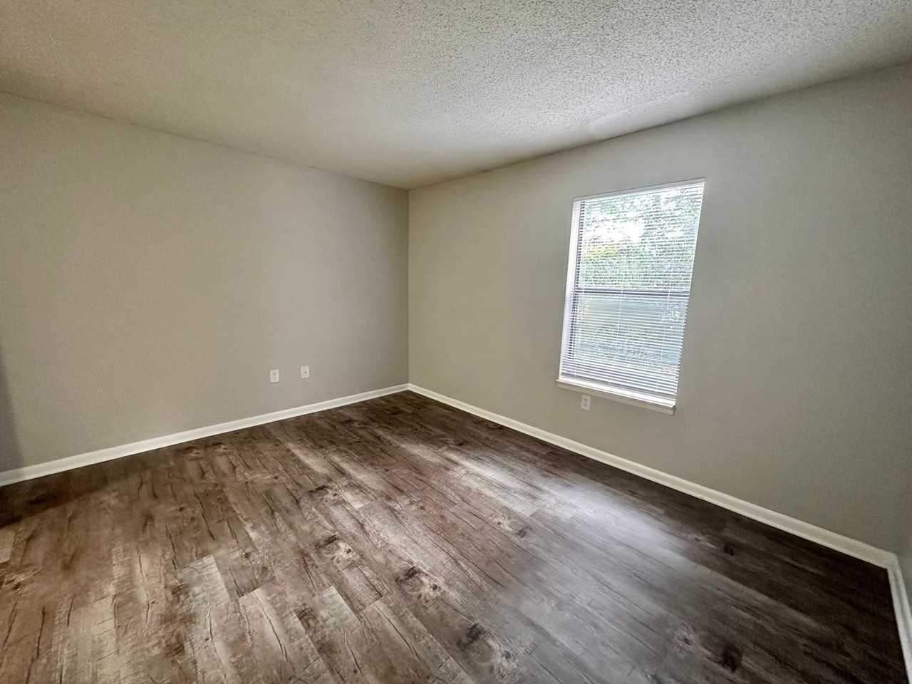 Rand 430 Apartment Homes - Photo 6 of 46